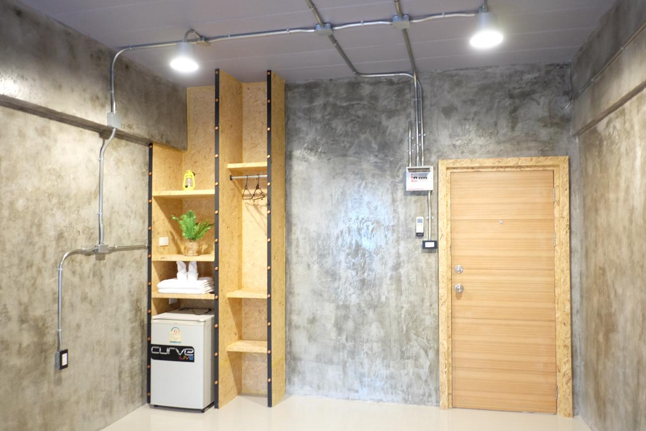 Area 69 Aparthotel Bangkok Exterior photo